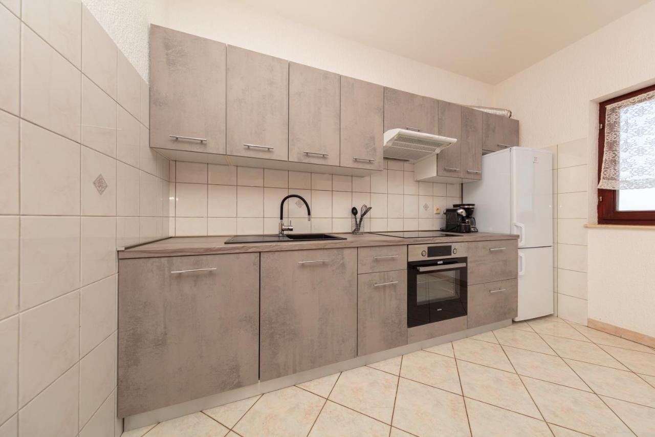 Villa Lili Πούλα Εξωτερικό φωτογραφία