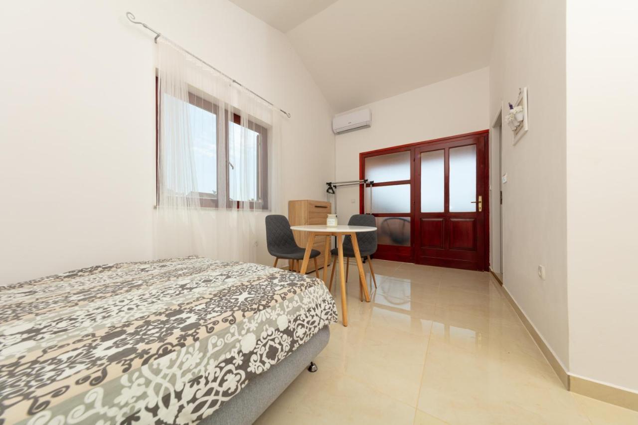 Villa Lili Πούλα Εξωτερικό φωτογραφία
